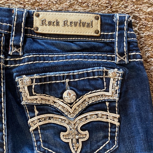 Rock Revival Jeans, Like new, size 26 waist, regular length, medium to dark wash - Picture 4 of 6